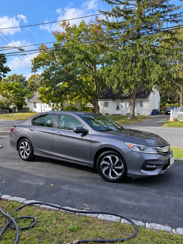 Honda exterior finish